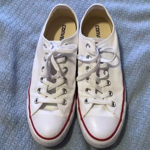 White converse All Star size 10 women/8 Men